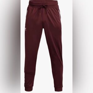 EUC Under Armour Maroon Athletic workout/leisure pants/joggers great condition